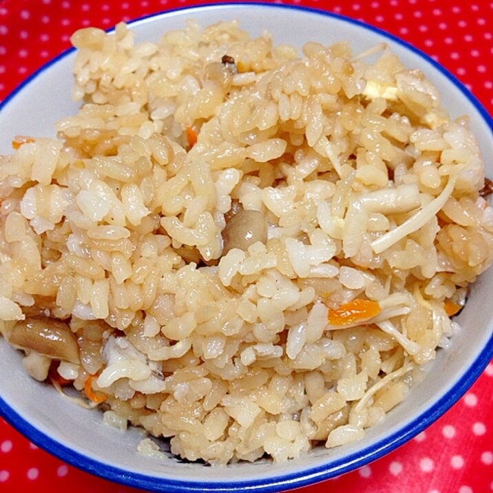 圧力鍋de きのこの炊き込みご飯 レシピ 作り方 By いちごみるく 楽天レシピ 圧力鍋de きのこの炊き込みご飯 レシピ 作り方 By いちごみるく 楽天レシピ